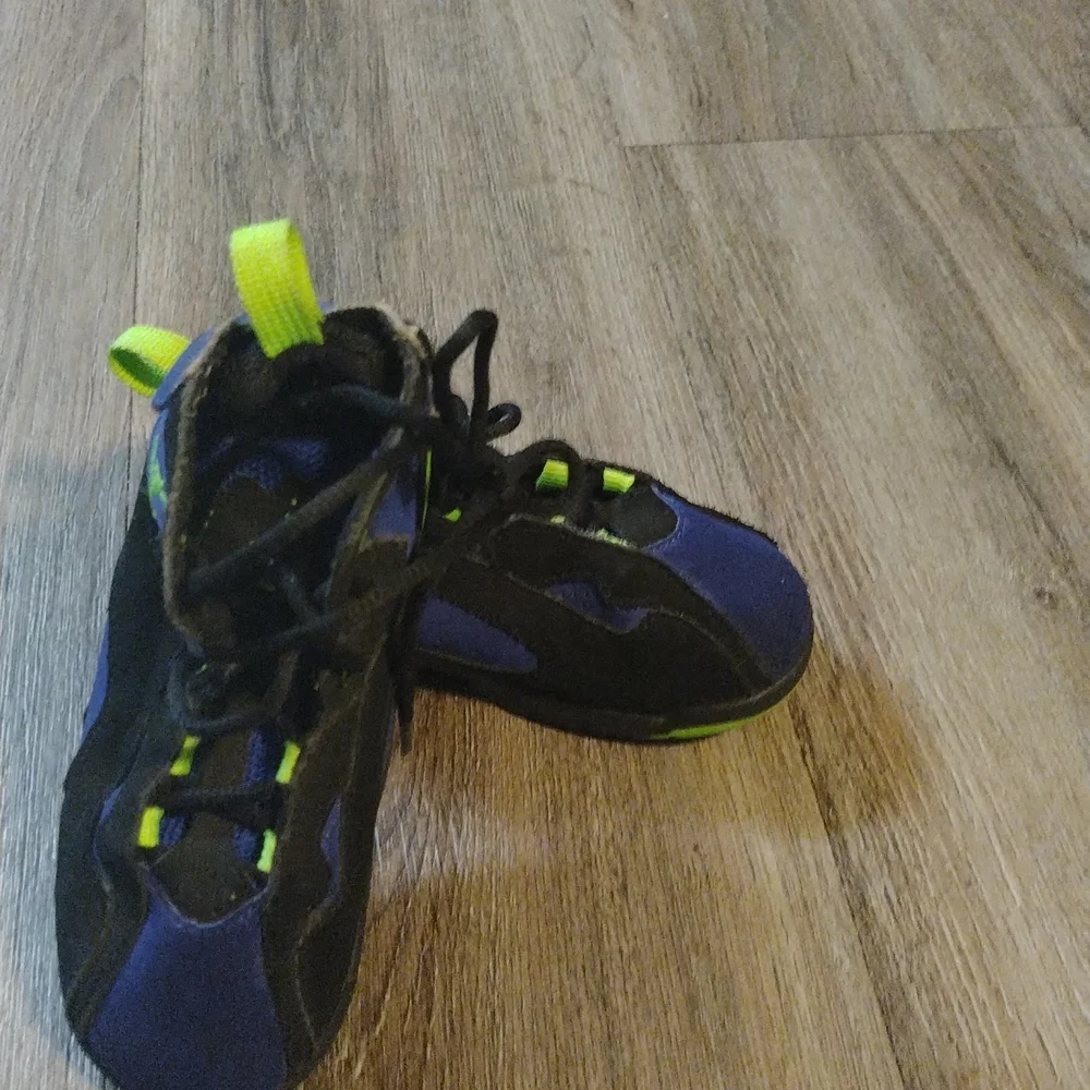 Nike Jordan True Flight Electric Green/ Black/Concord Size 10C - Picture 2 of 4